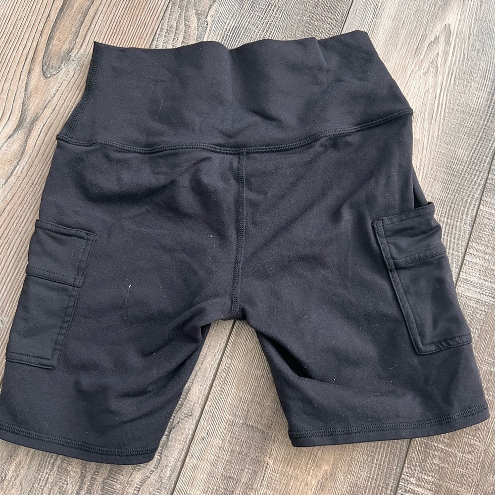 Alo 7” high waist biker shorts
